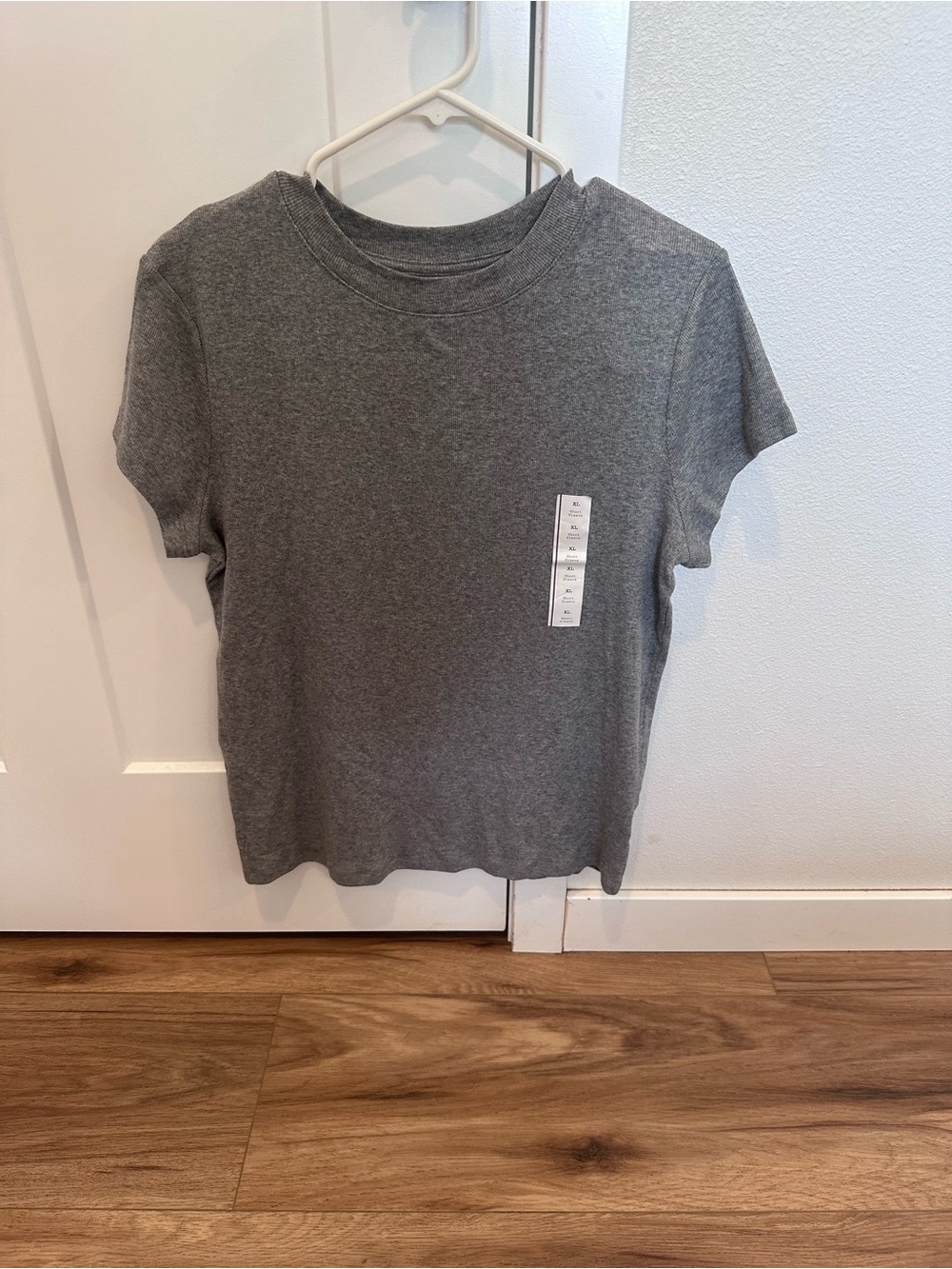 Classic womens Gray ribbed Crewneck T-Shirt